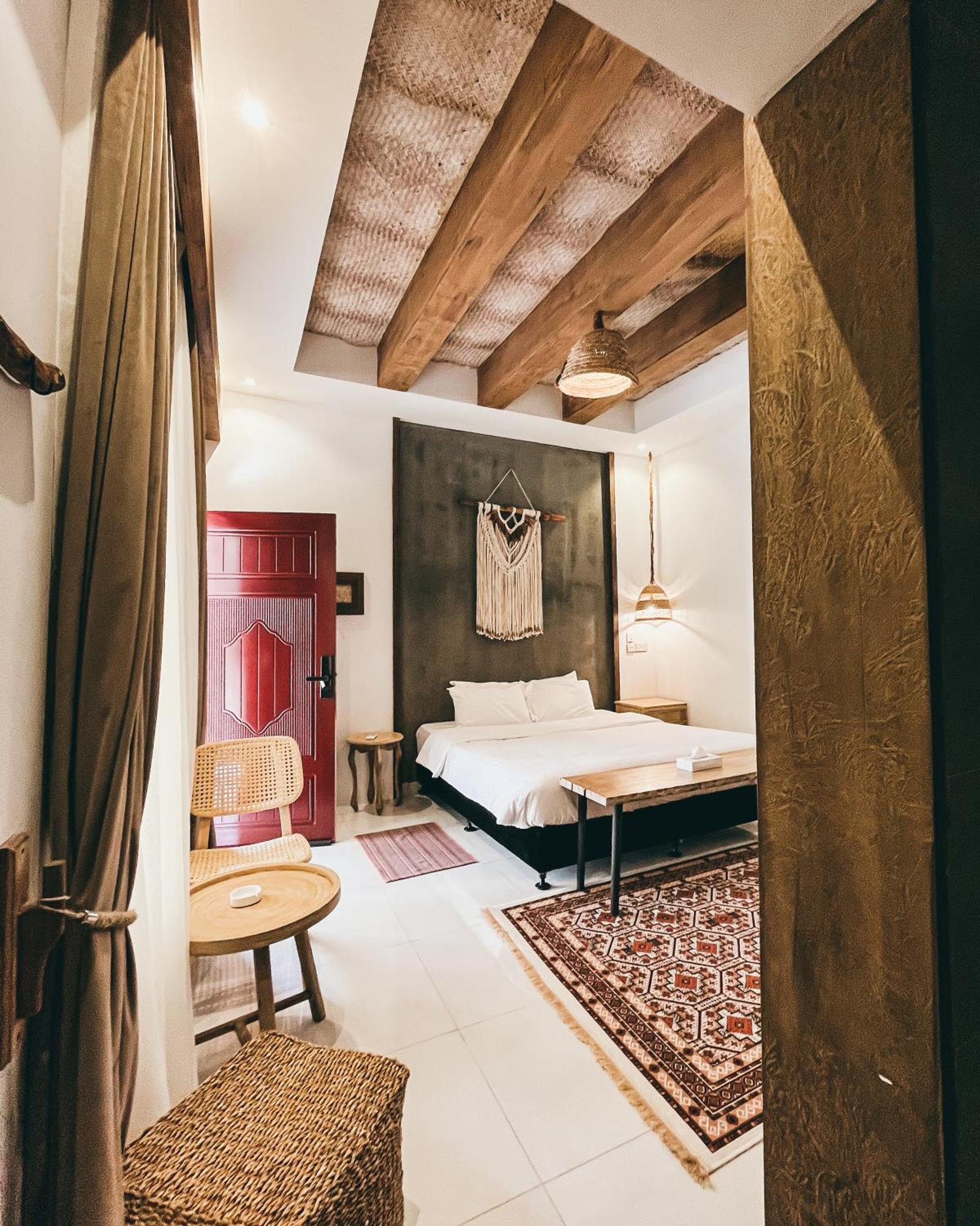 Nomad Inn Tiwi Экстерьер фото