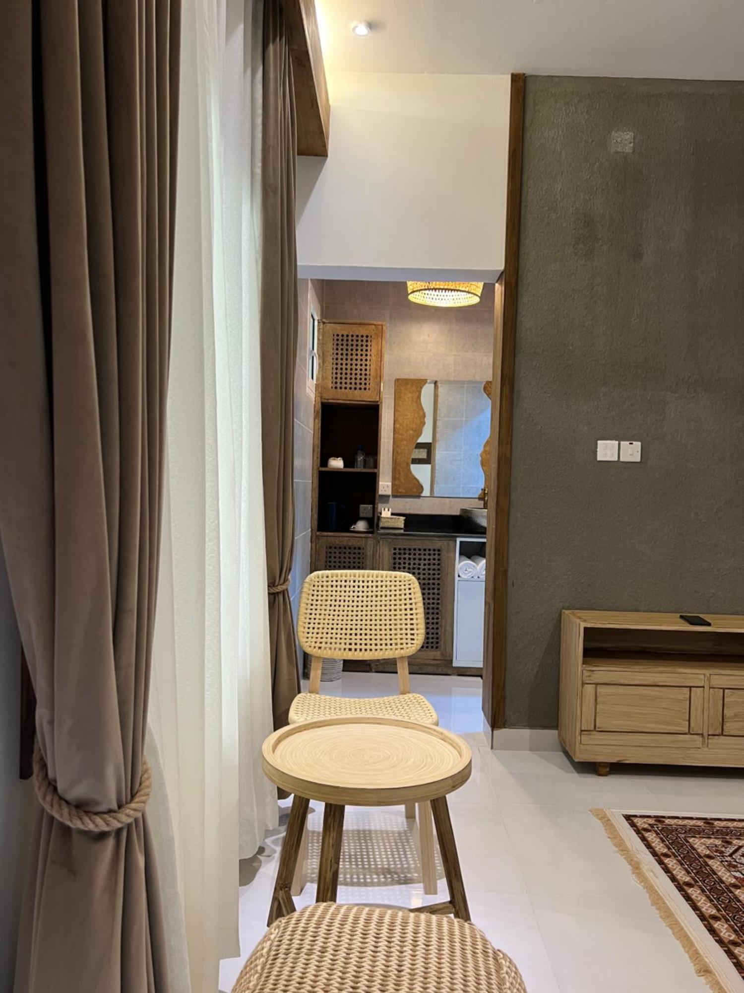Nomad Inn Tiwi Экстерьер фото